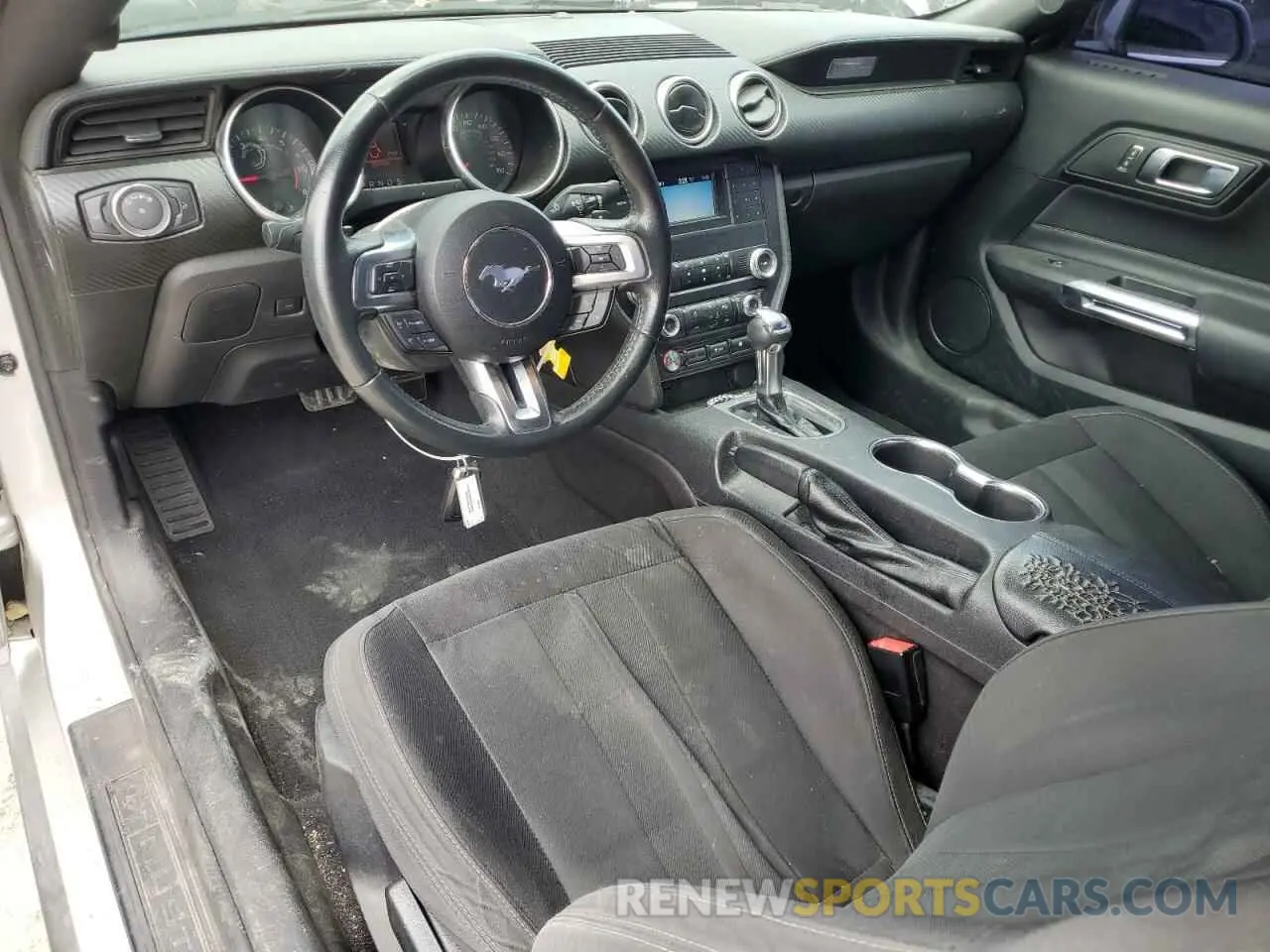 8 Photograph of a damaged car 1FA6P8TH4K5161291 FORD ALL Models 2019
