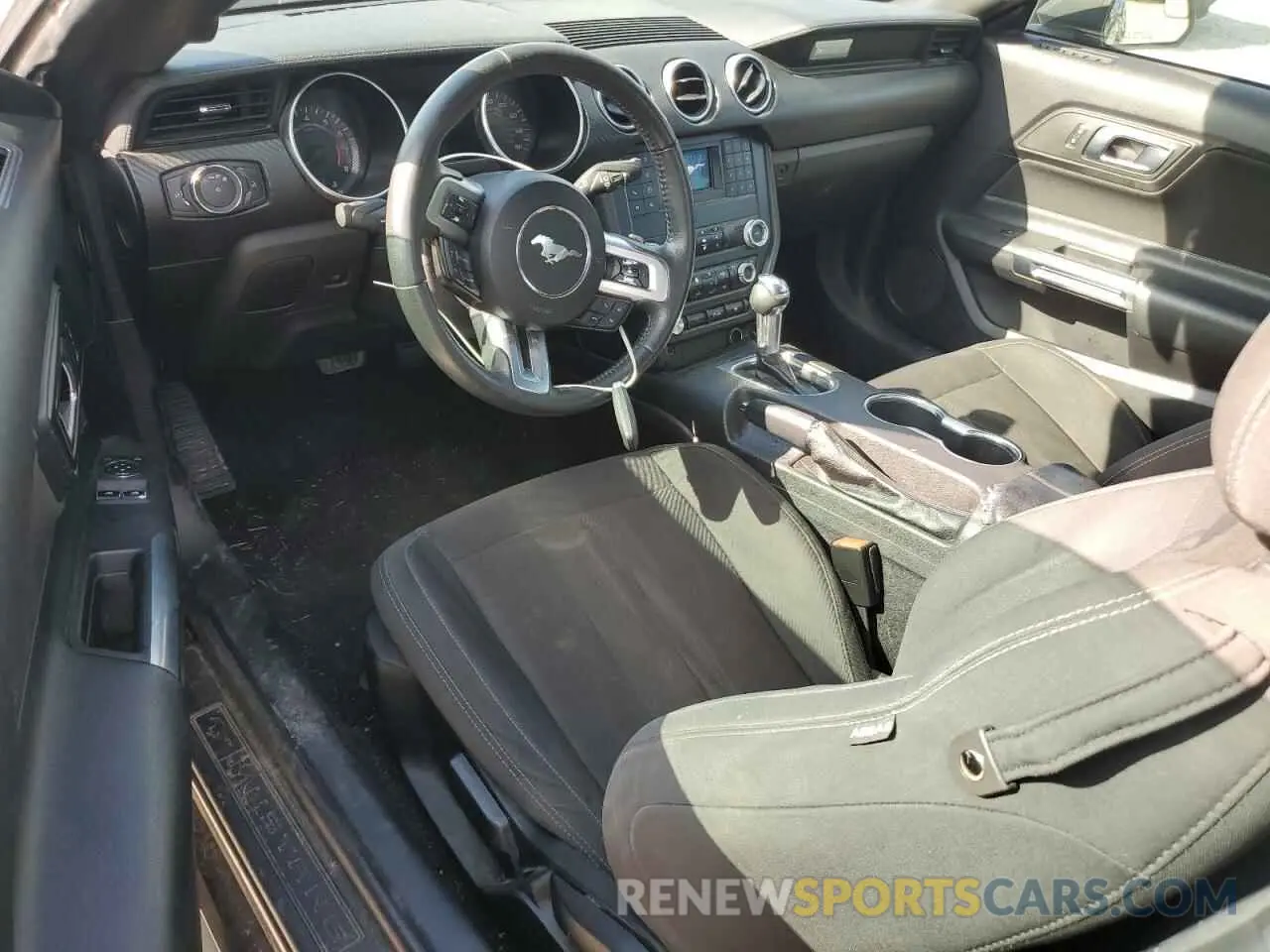 8 Photograph of a damaged car 1FA6P8TH4K5168175 FORD ALL Models 2019