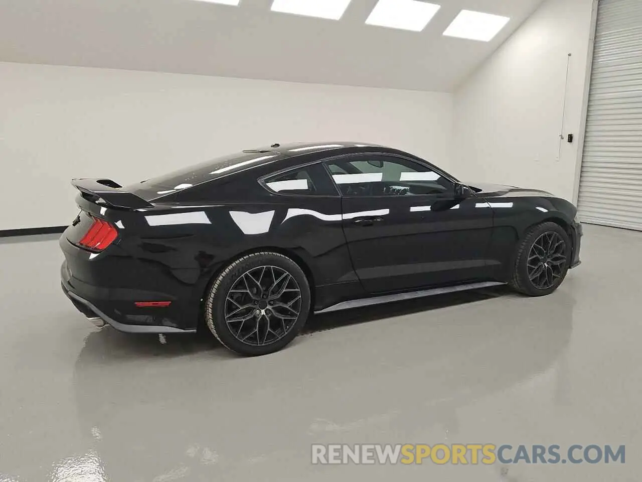 3 Photograph of a damaged car 1FA6P8TH4K5174896 FORD ALL Models 2019
