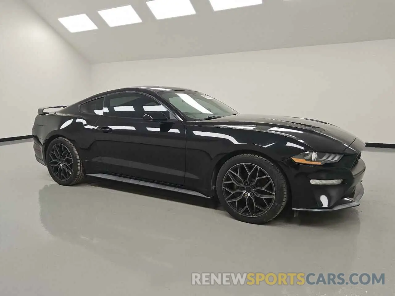 4 Photograph of a damaged car 1FA6P8TH4K5174896 FORD ALL Models 2019
