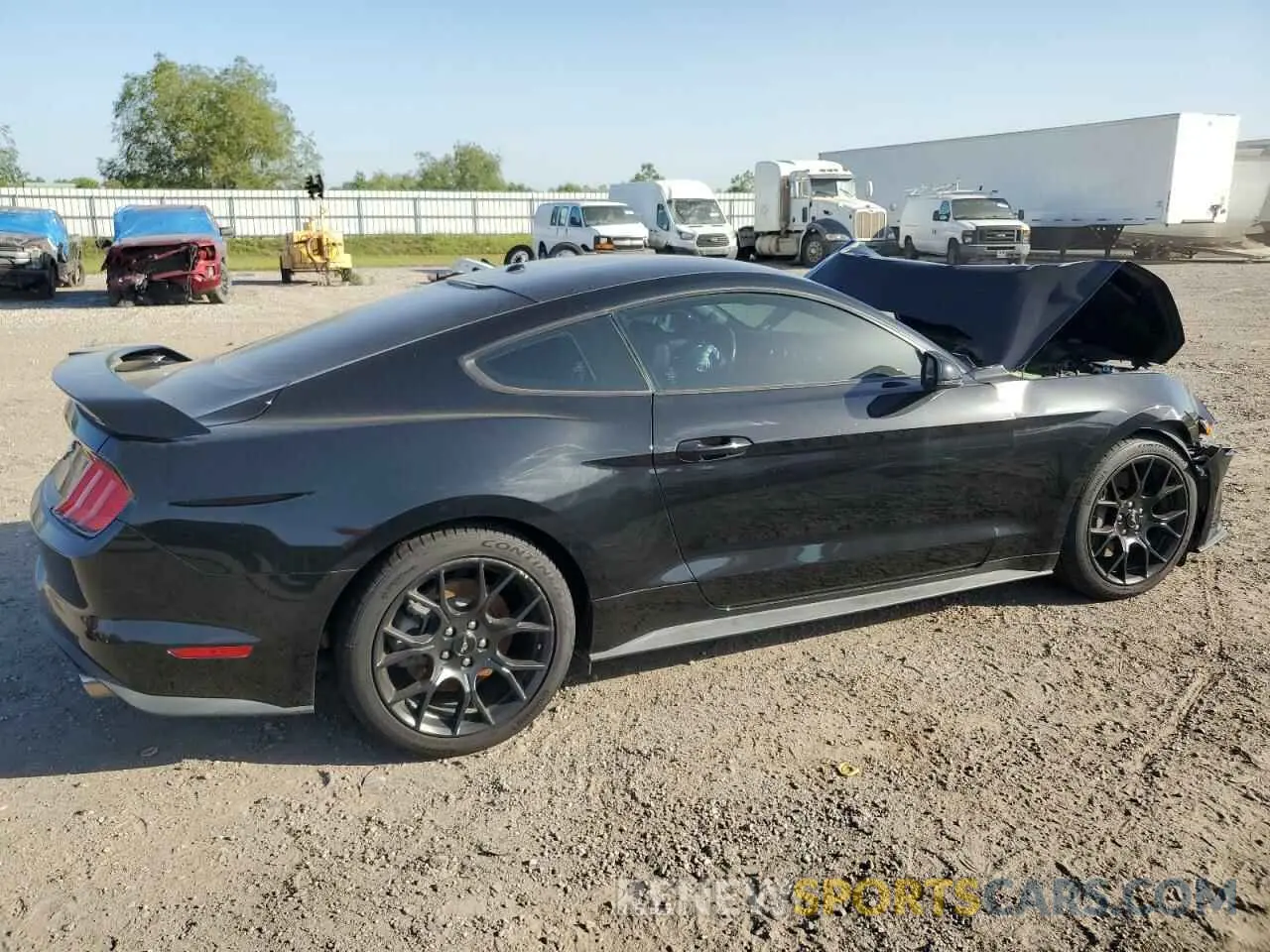 3 Photograph of a damaged car 1FA6P8TH5K5201720 FORD ALL Models 2019