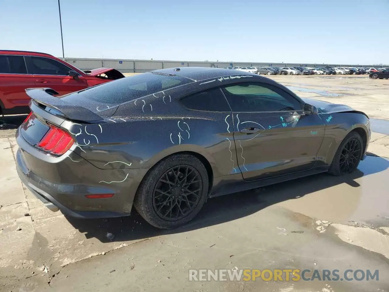 3 Photograph of a damaged car 1FA6P8TH5K5204262 FORD ALL Models 2019