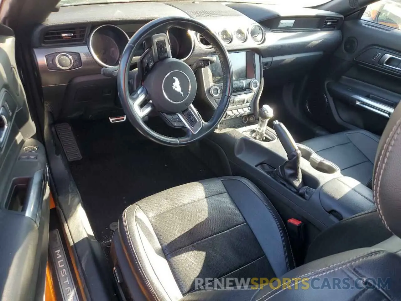 8 Photograph of a damaged car 1FA6P8TH8K5124714 FORD ALL Models 2019