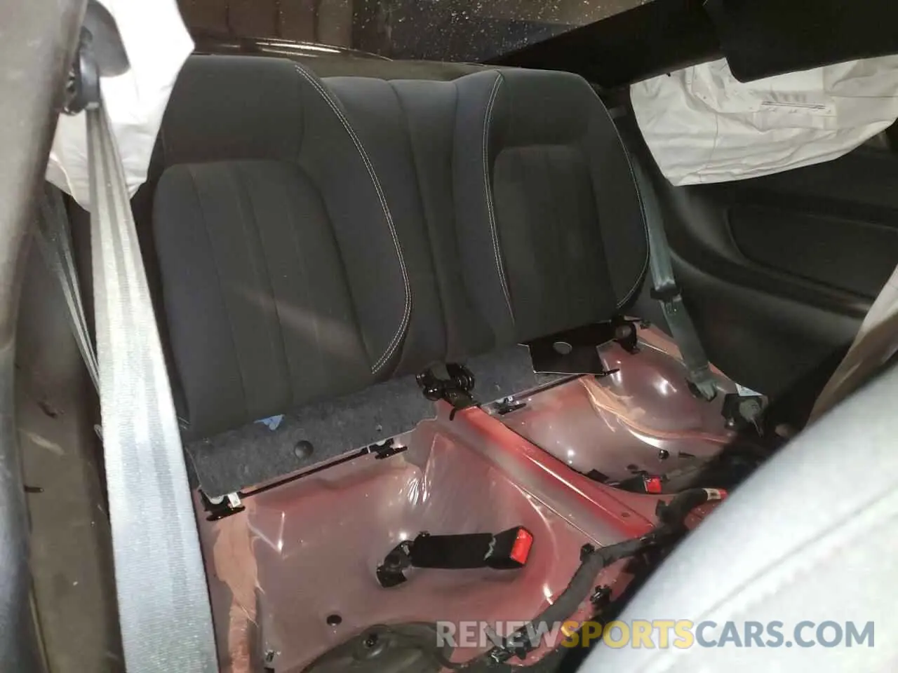 10 Photograph of a damaged car 1FA6P8TH8K5133445 FORD ALL Models 2019
