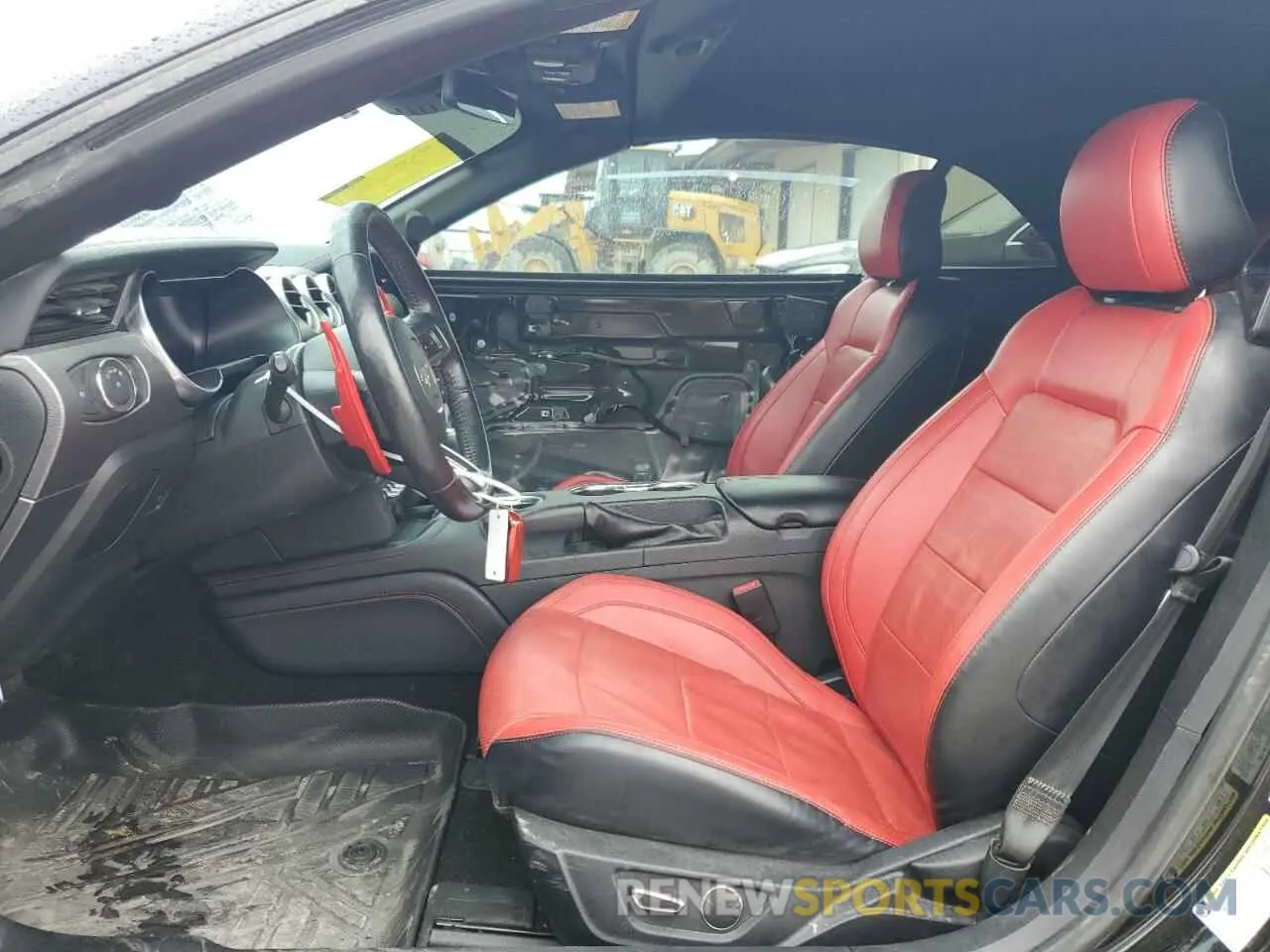 7 Photograph of a damaged car 1FATP8UH0K5150001 FORD ALL Models 2019