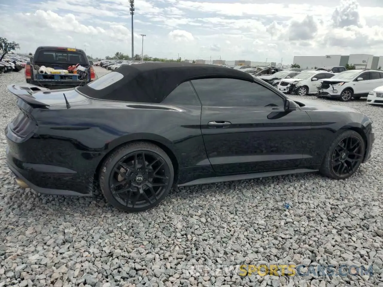 3 Photograph of a damaged car 1FATP8UH1K5162139 FORD ALL Models 2019