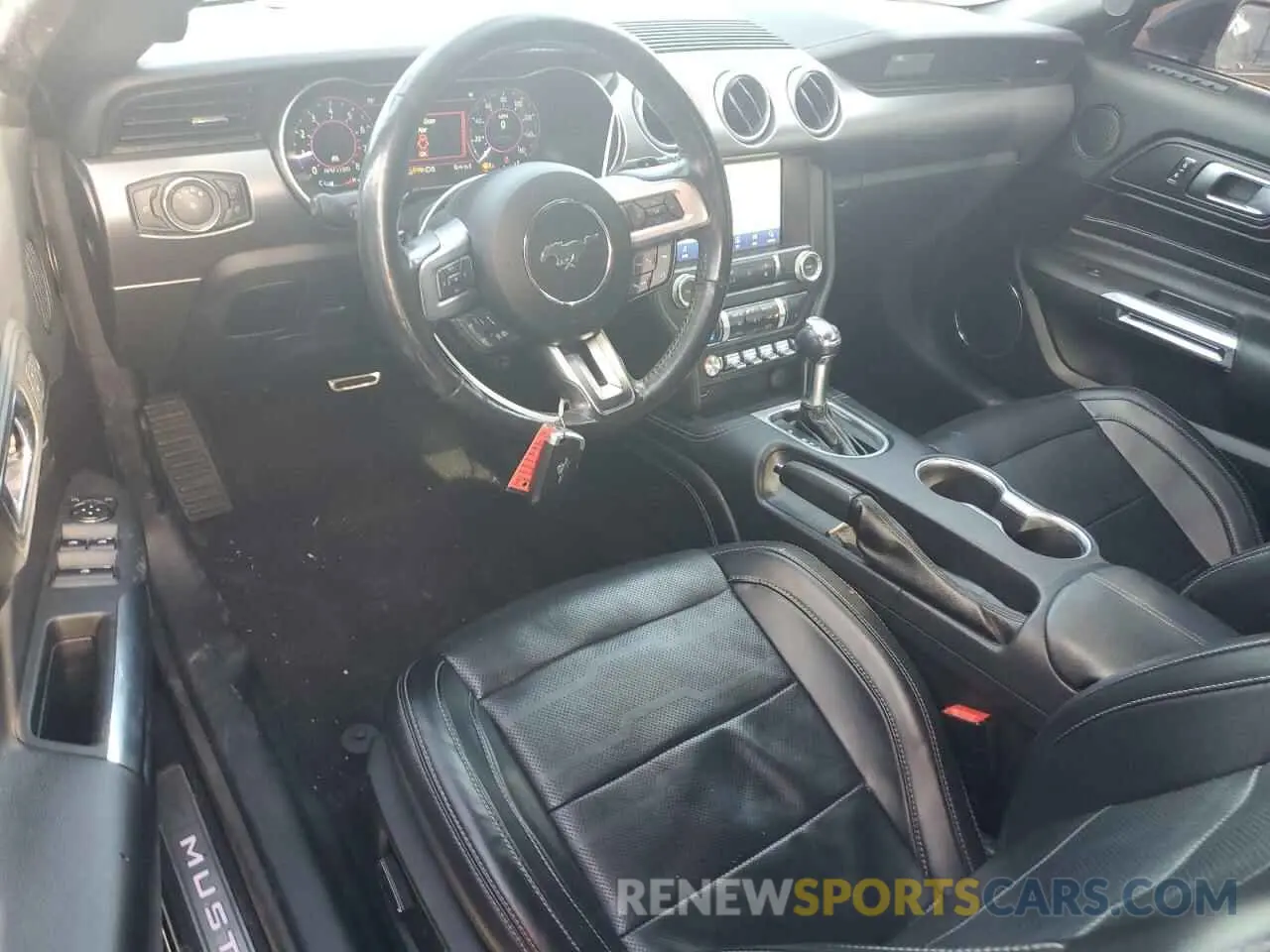 8 Photograph of a damaged car 1FATP8UH1K5162139 FORD ALL Models 2019