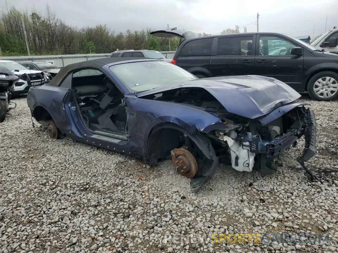 4 Photograph of a damaged car 1FATP8UH3K5171344 FORD ALL Models 2019