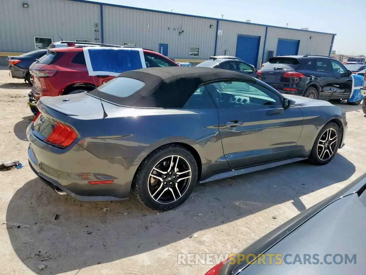 3 Photograph of a damaged car 1FATP8UH3K5181596 FORD ALL Models 2019