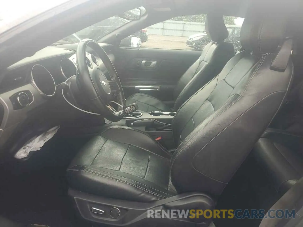 7 Photograph of a damaged car 1FATP8UH3K5181663 FORD ALL Models 2019