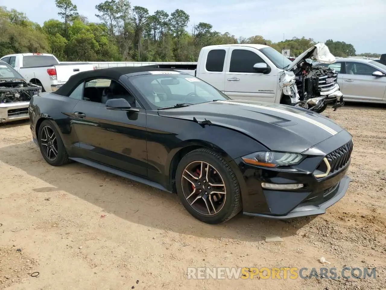 4 Photograph of a damaged car 1FATP8UH4K5158456 FORD ALL Models 2019