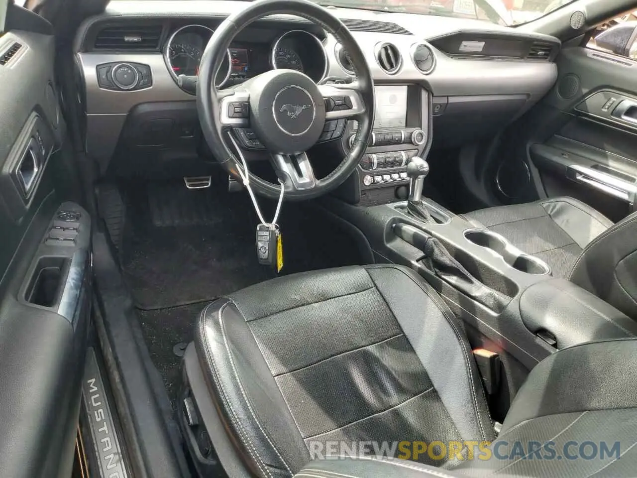 9 Photograph of a damaged car 1FATP8UH4K5158456 FORD ALL Models 2019