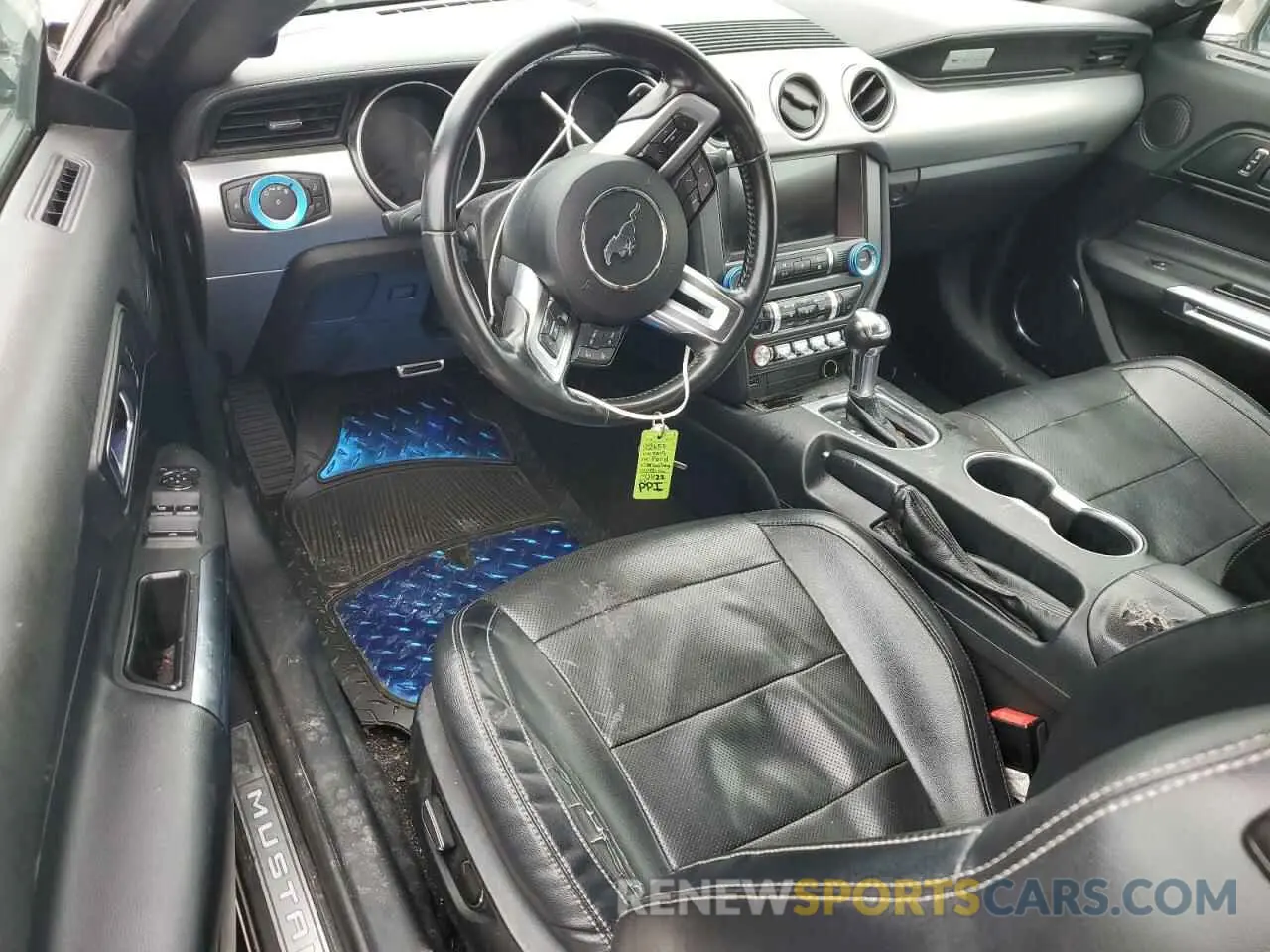8 Photograph of a damaged car 1FATP8UH7K5150822 FORD ALL Models 2019