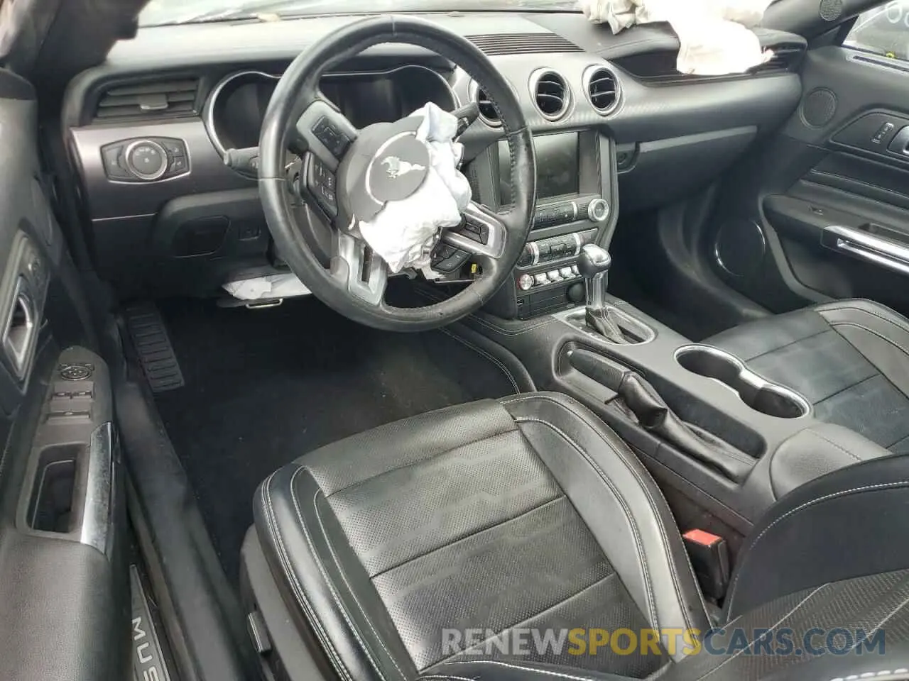 8 Photograph of a damaged car 1FATP8UH7K5176885 FORD ALL Models 2019