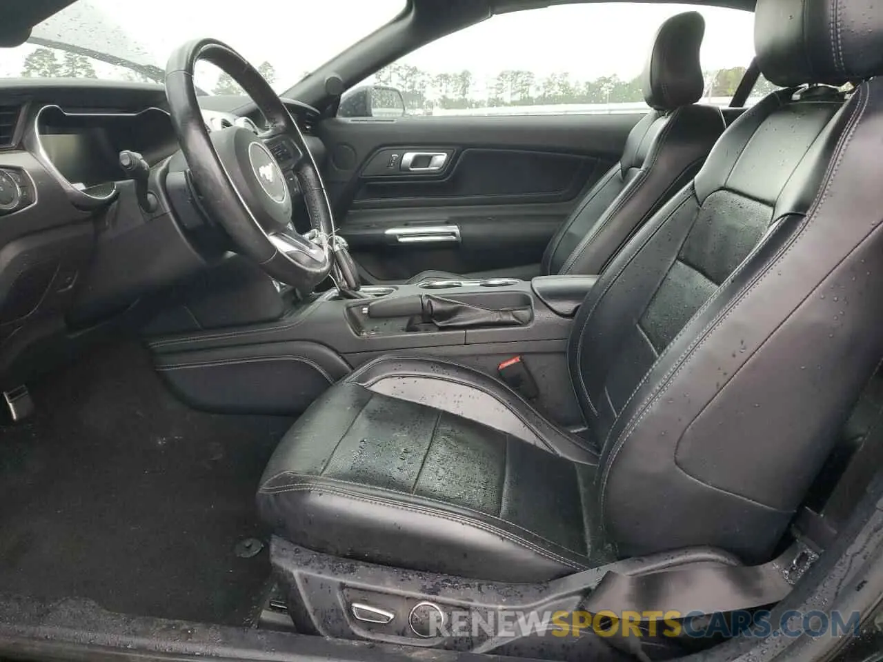 7 Photograph of a damaged car 1FATP8UH9K5189220 FORD ALL Models 2019