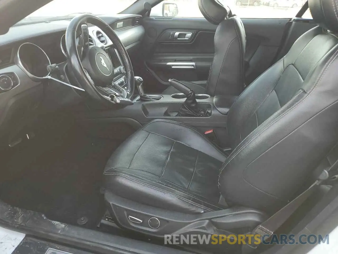 7 Photograph of a damaged car 1FATP8UHXK5138681 FORD ALL Models 2019