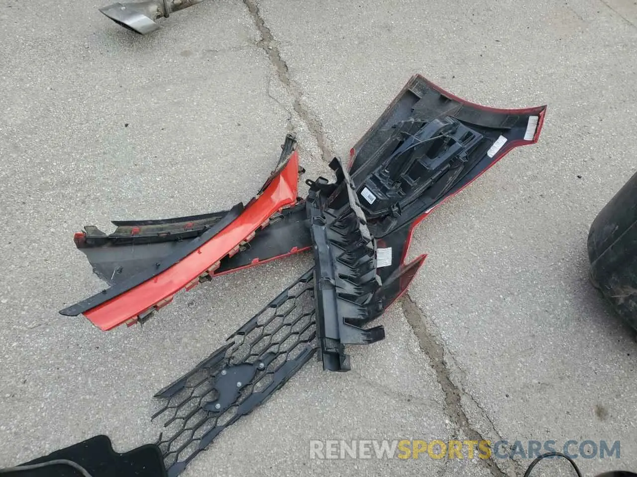 14 Photograph of a damaged car 1FATP8UHXK5171101 FORD ALL Models 2019
