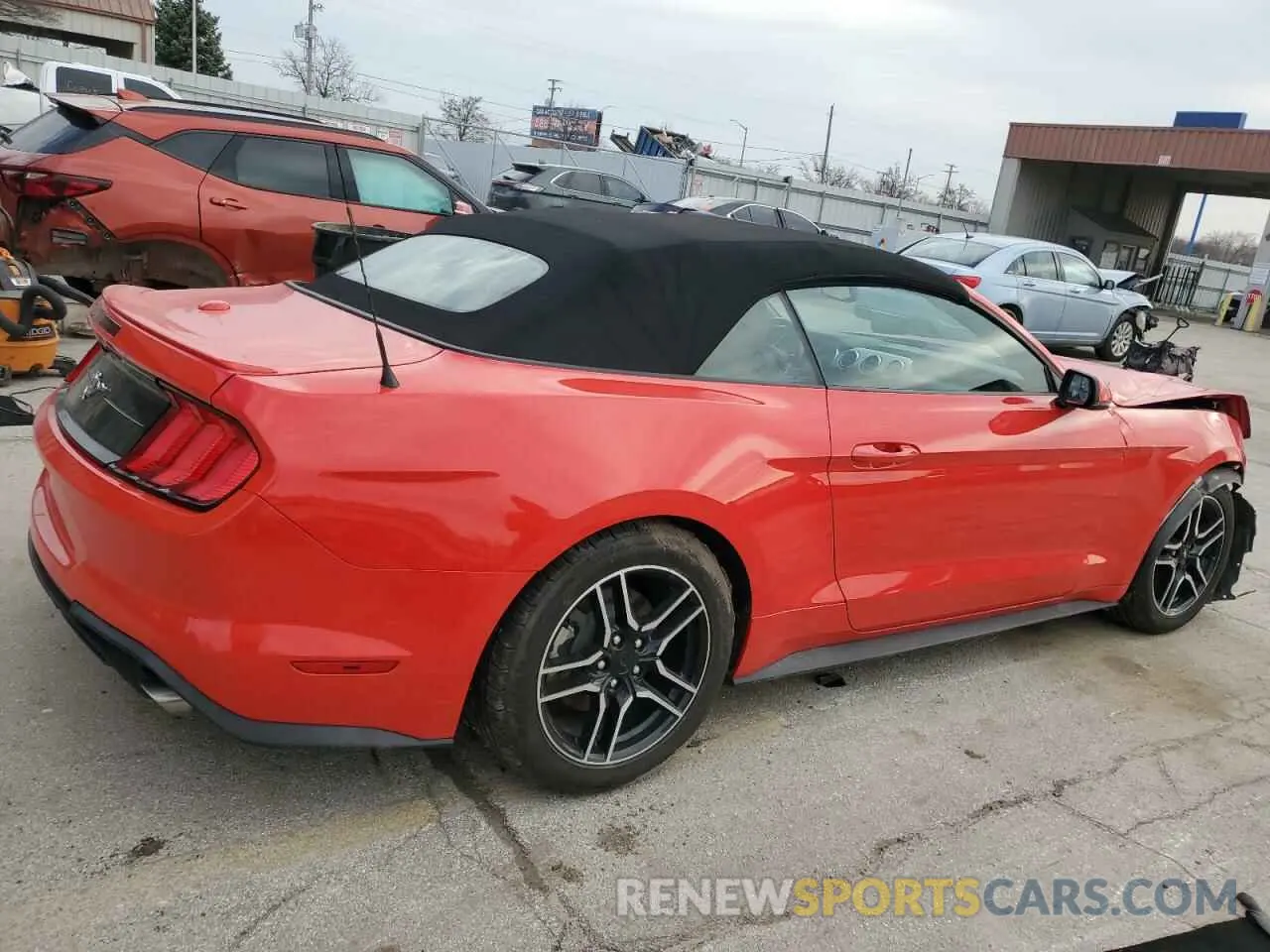 3 Photograph of a damaged car 1FATP8UHXK5171101 FORD ALL Models 2019