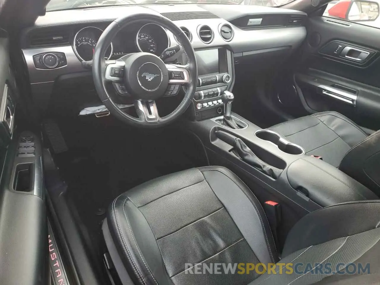 8 Photograph of a damaged car 1FATP8UHXK5171101 FORD ALL Models 2019