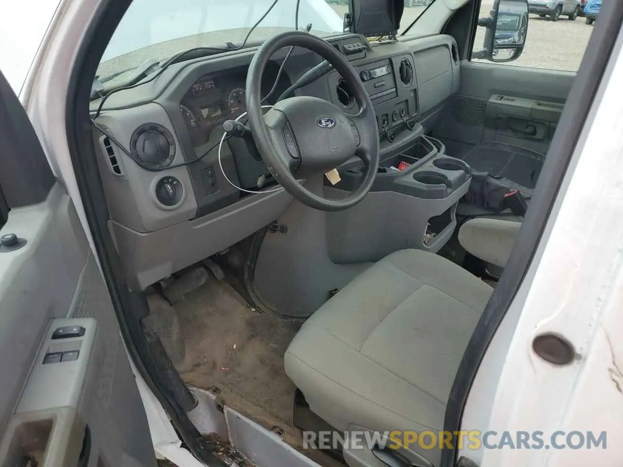 8 Photograph of a damaged car 1FDWE3F65KDC08679 FORD ALL Models 2019