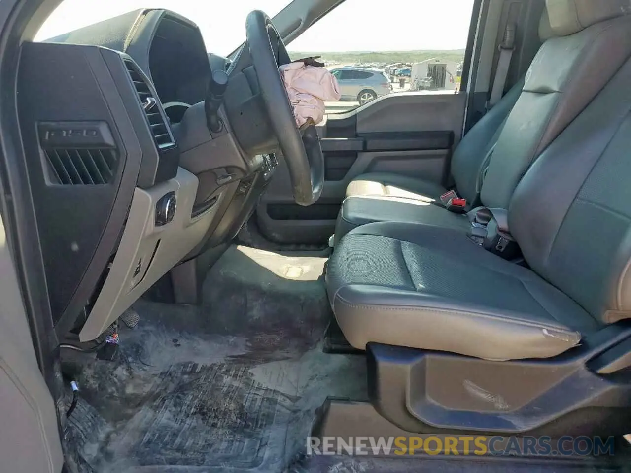 7 Photograph of a damaged car 1FTMF1C53KKE51556 FORD All Models 2019