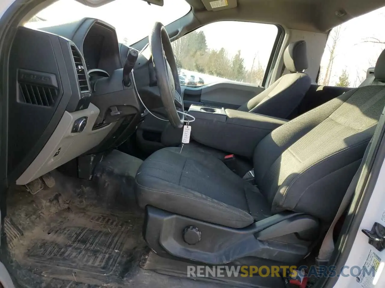 7 Photograph of a damaged car 1FTMF1C59KKD60498 FORD All Models 2019