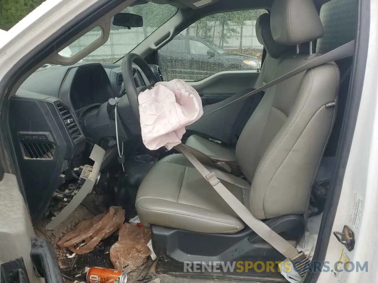 7 Photograph of a damaged car 1FTMF1CB2KKF10294 FORD All Models 2019