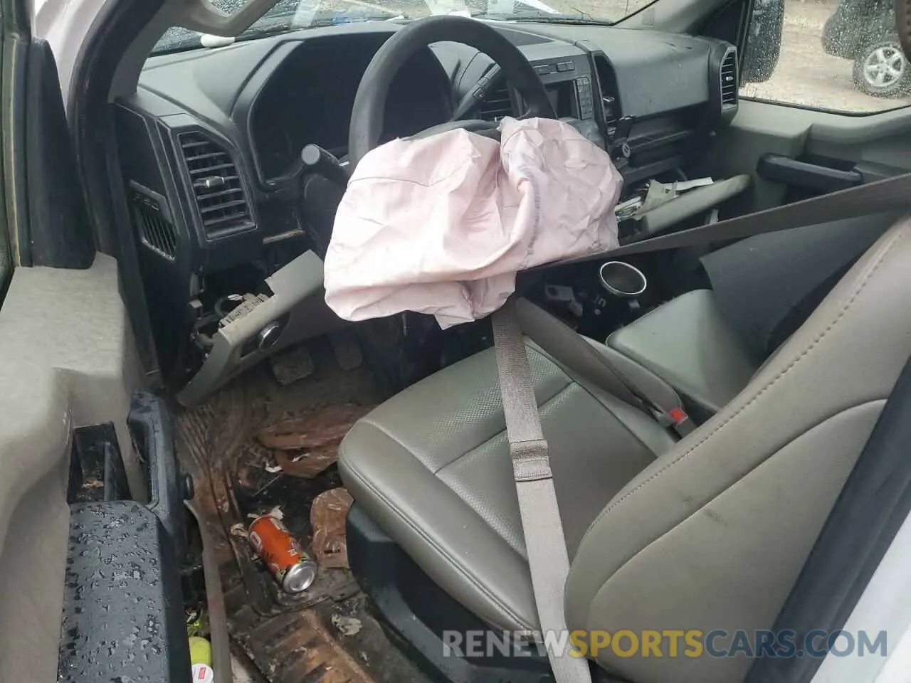 8 Photograph of a damaged car 1FTMF1CB2KKF10294 FORD All Models 2019