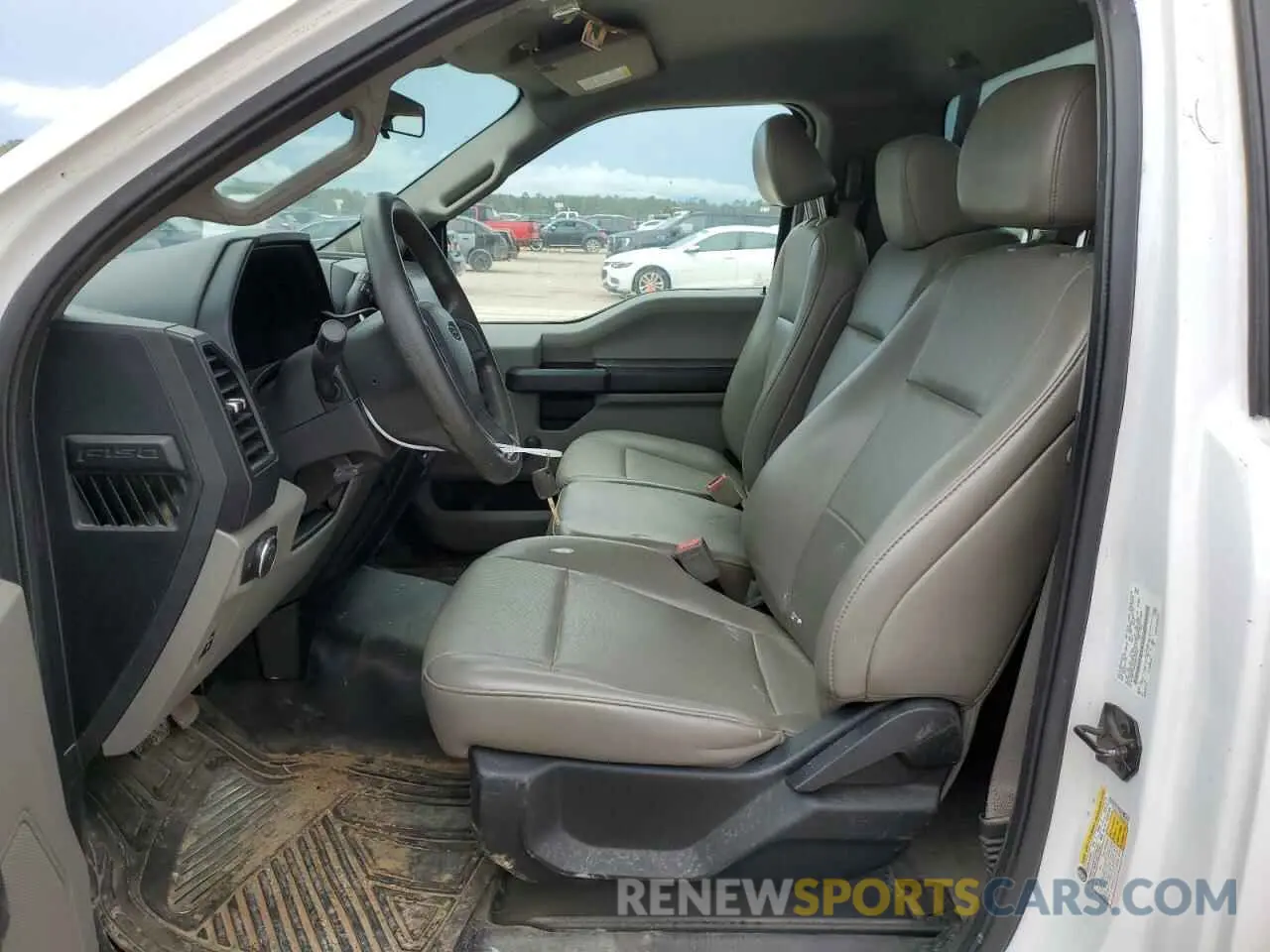 7 Photograph of a damaged car 1FTMF1CB3KKD32878 FORD All Models 2019