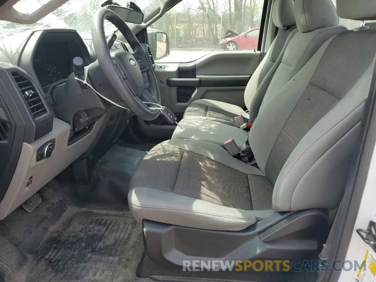 7 Photograph of a damaged car 1FTMF1CB5KKC01449 FORD All Models 2019