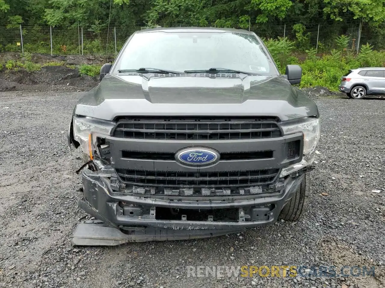 5 Photograph of a damaged car 1FTMF1CB6KKC82803 FORD All Models 2019