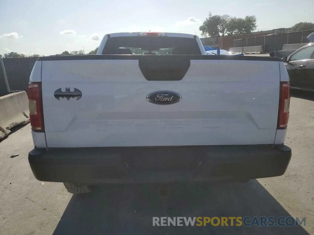 6 Photograph of a damaged car 1FTMF1CBXKKC82609 FORD All Models 2019