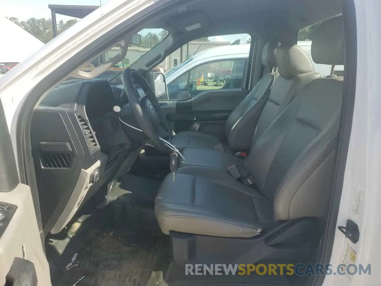 7 Photograph of a damaged car 1FTMF1CBXKKD94262 FORD All Models 2019