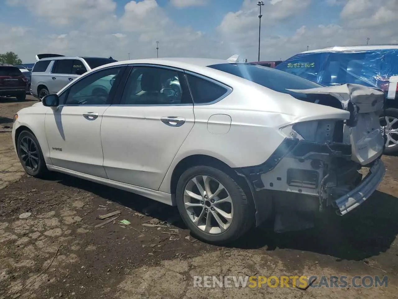 2 Photograph of a damaged car 3FA6P0MU2KR169075 FORD ALL Models 2019