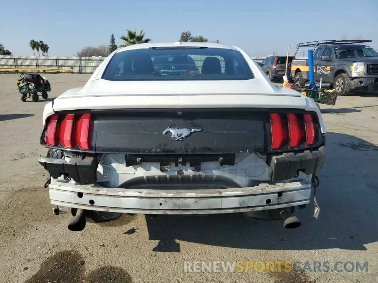 6 Photograph of a damaged car 1FA6P8TH3L5103240 FORD ALL Models 2020