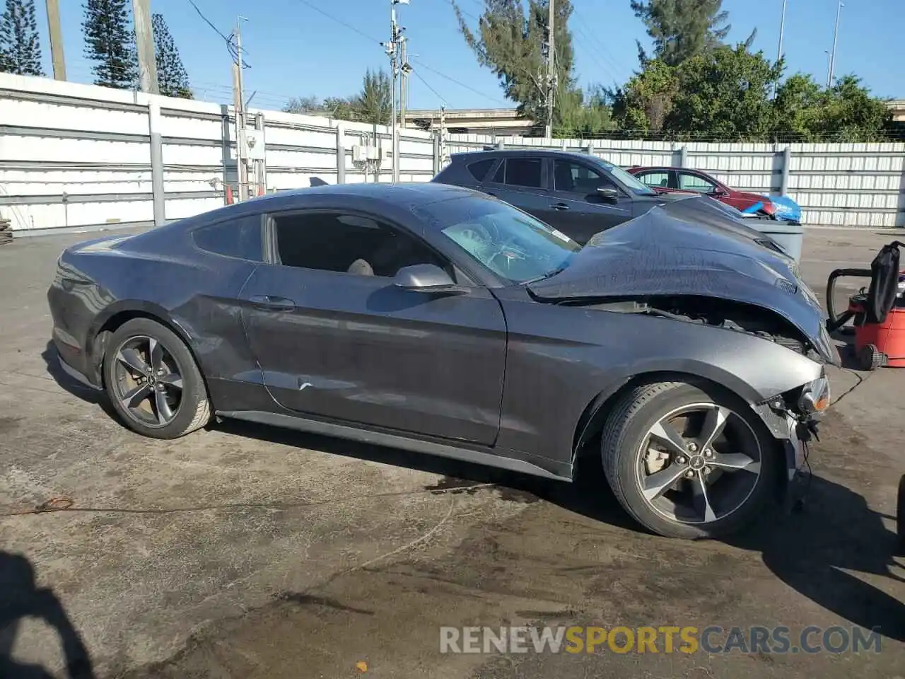 4 Photograph of a damaged car 1FA6P8TH3L5157895 FORD ALL Models 2020