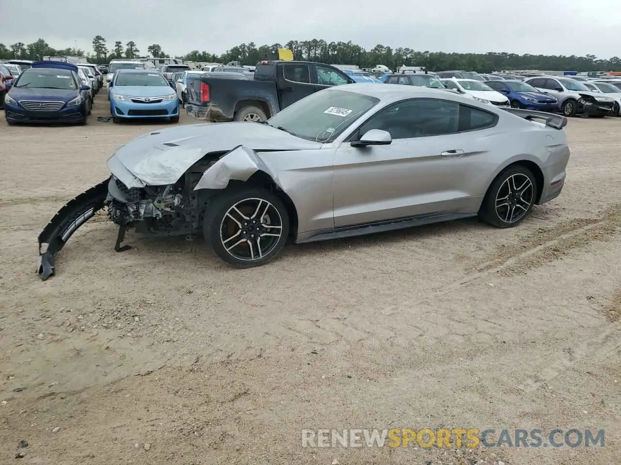 1 Photograph of a damaged car 1FA6P8TH5L5120167 FORD ALL Models 2020