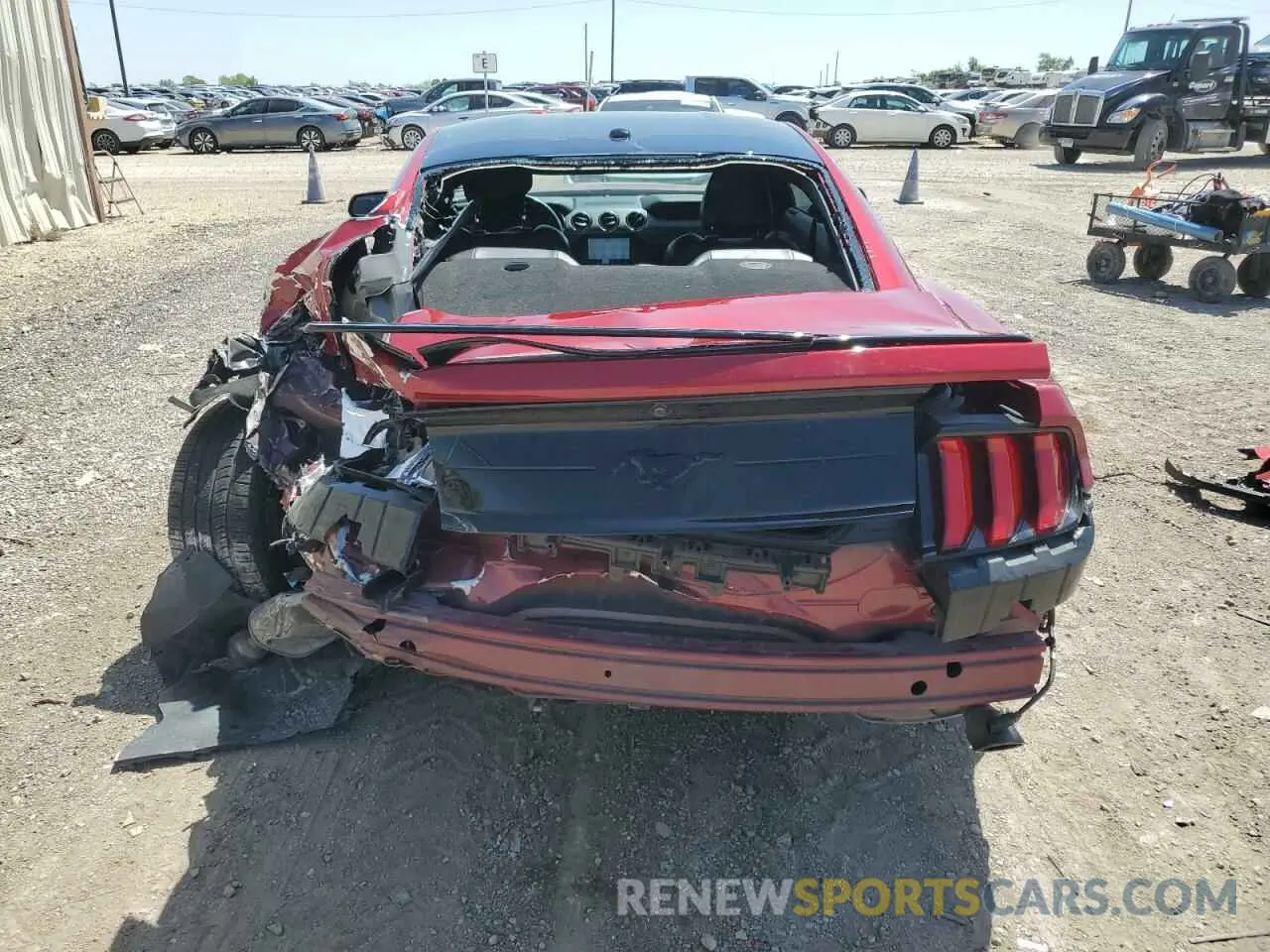 6 Photograph of a damaged car 1FA6P8THXL5135635 FORD ALL Models 2020