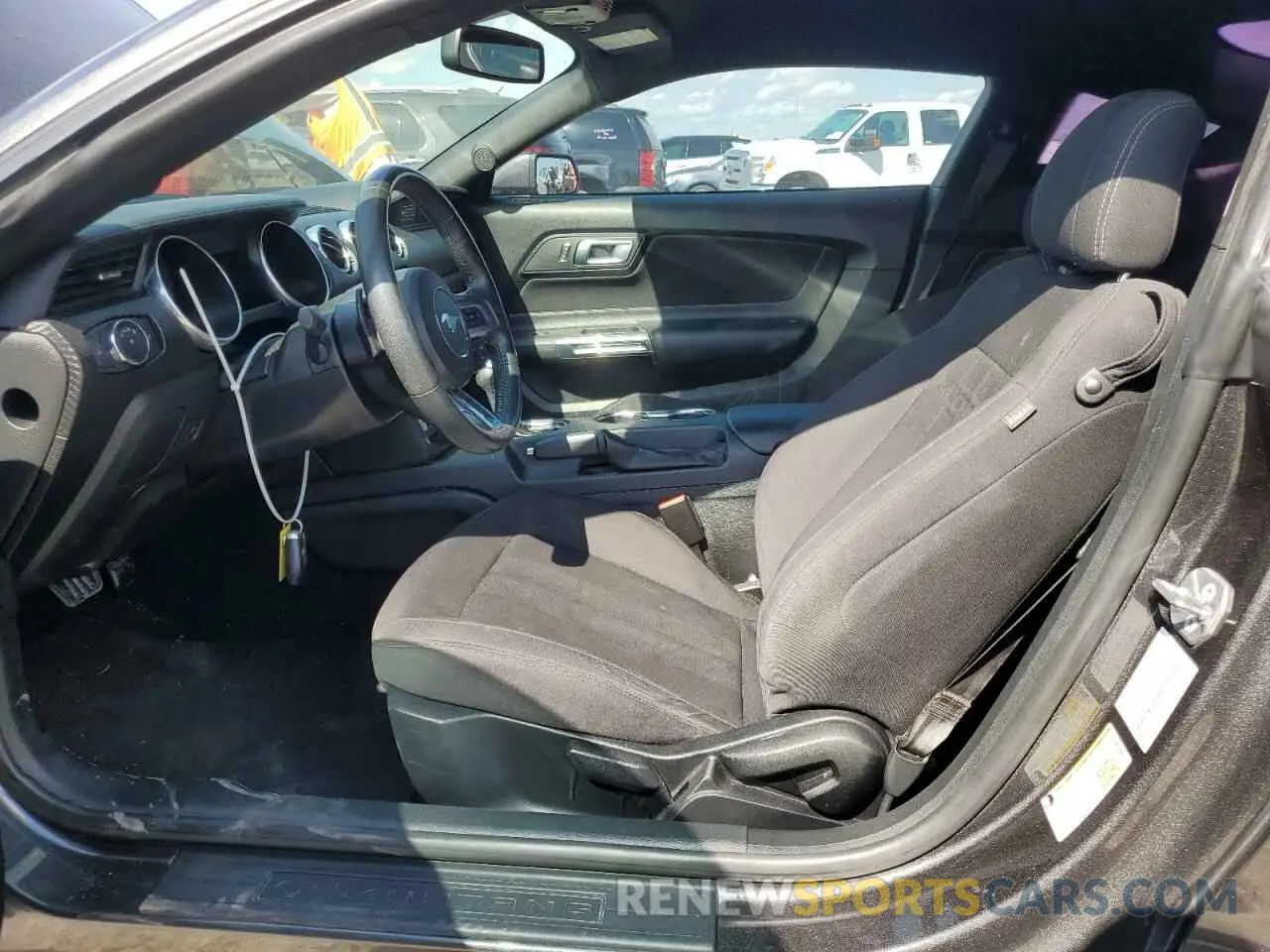7 Photograph of a damaged car 1FA6P8THXL5176119 FORD ALL Models 2020