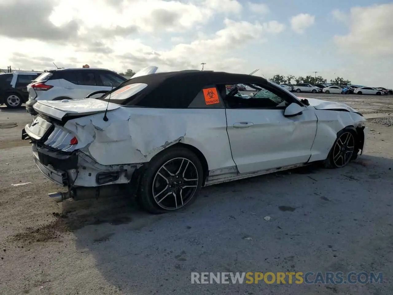 3 Photograph of a damaged car 1FATP8UH0L5106632 FORD ALL Models 2020