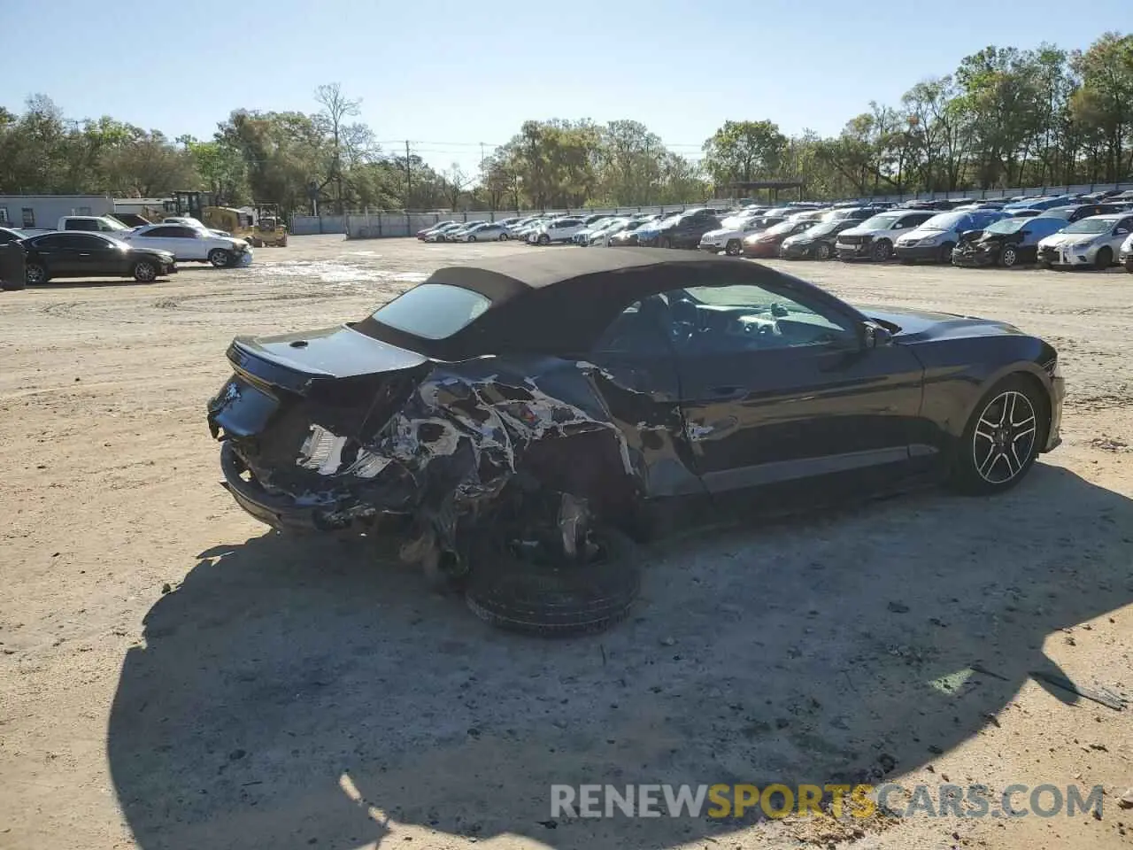 3 Photograph of a damaged car 1FATP8UH2L5121441 FORD ALL Models 2020