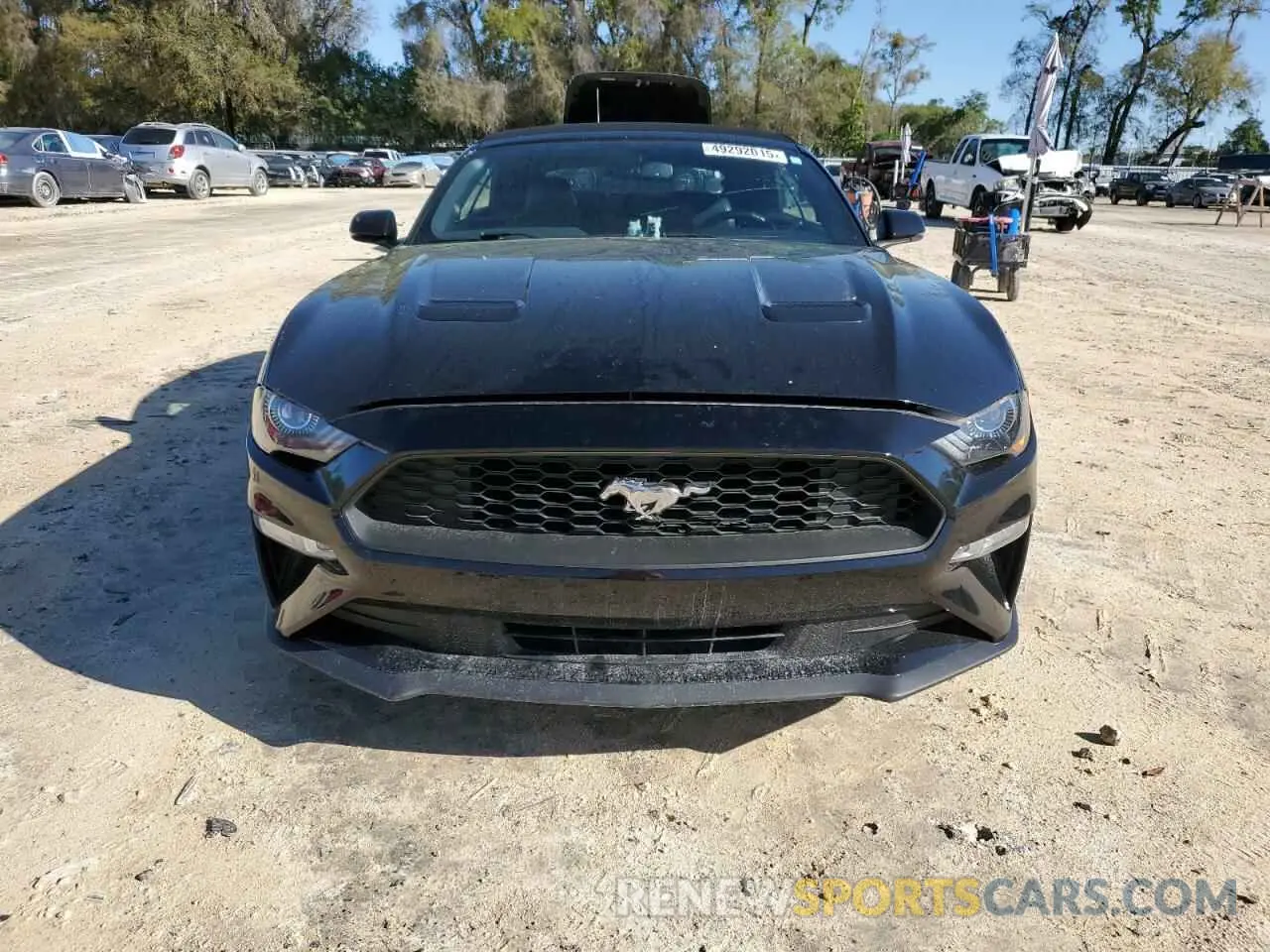 5 Photograph of a damaged car 1FATP8UH2L5121441 FORD ALL Models 2020