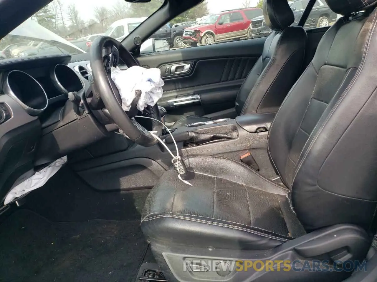 7 Photograph of a damaged car 1FATP8UH4L5112823 FORD ALL Models 2020