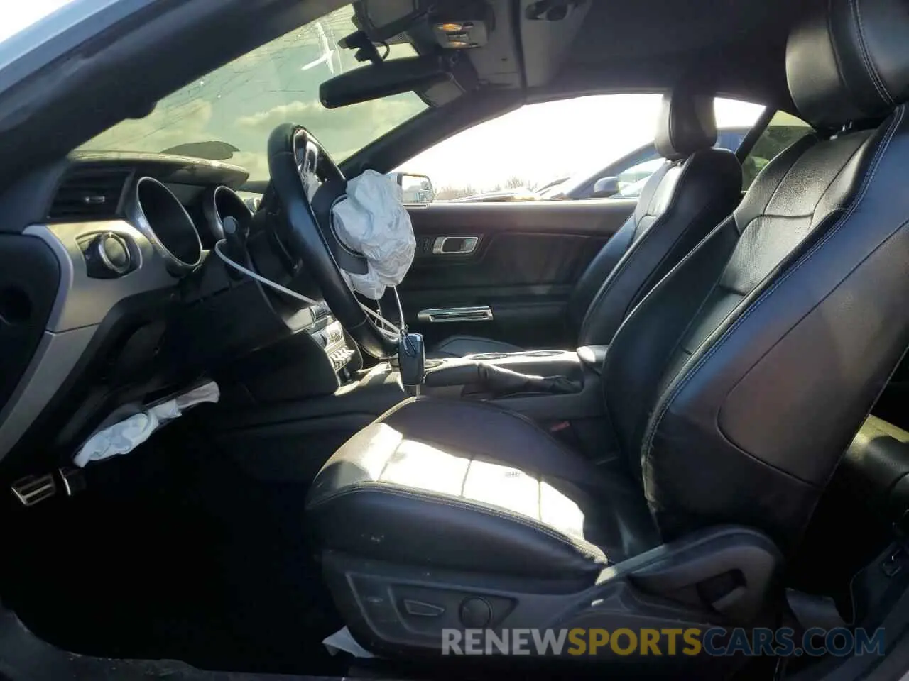 7 Photograph of a damaged car 1FATP8UH5L5146916 FORD ALL Models 2020