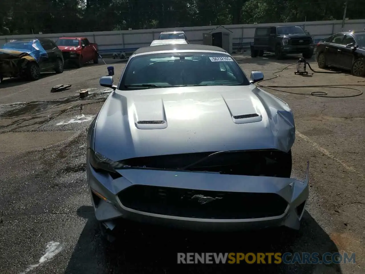 5 Photograph of a damaged car 1FATP8UH7L5139126 FORD ALL Models 2020
