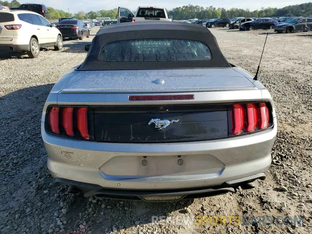 6 Photograph of a damaged car 1FATP8UH9L5125597 FORD ALL Models 2020