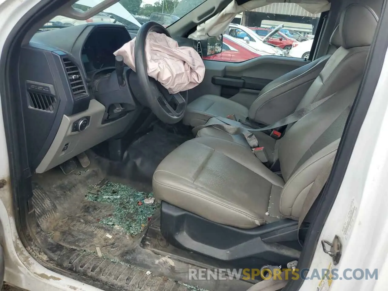 7 Photograph of a damaged car 1FTMF1EB6LKD12333 FORD All Models 2020