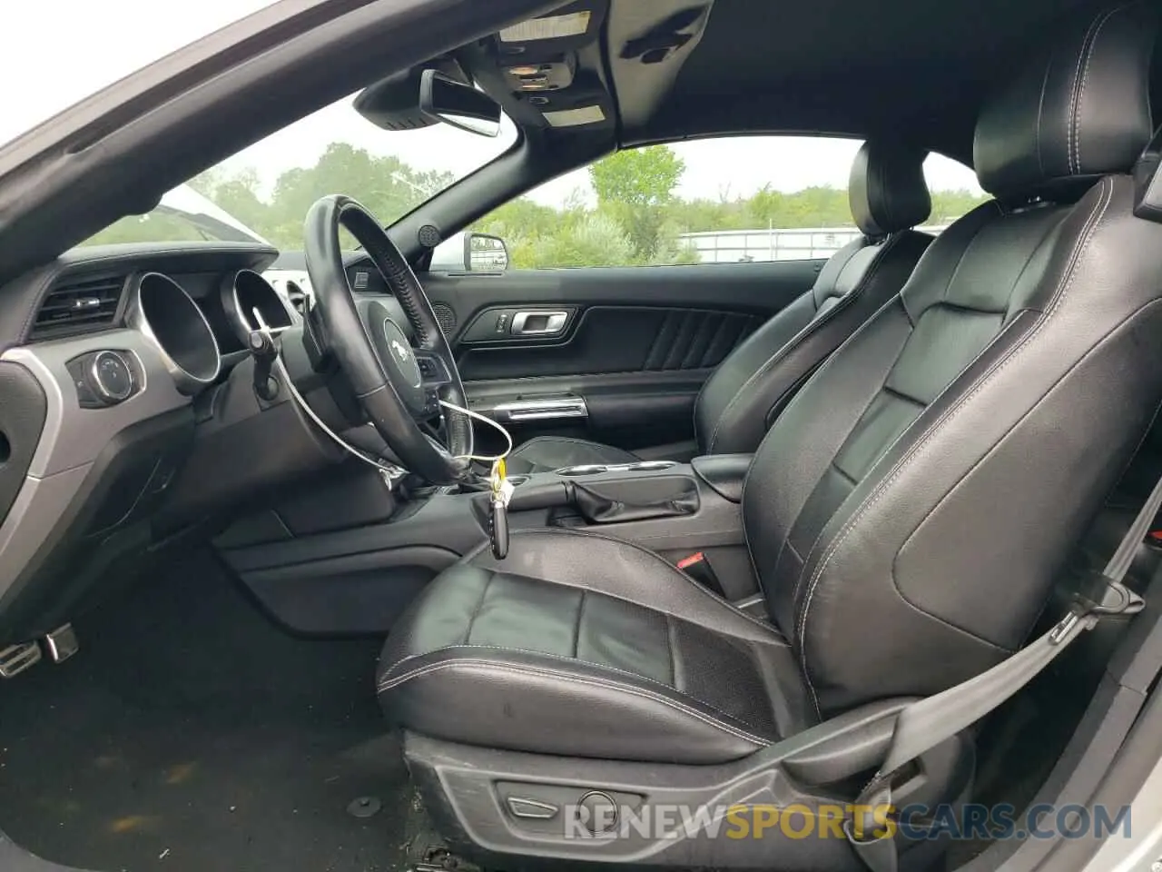 7 Photograph of a damaged car 1FATP8UH3M5106268 FORD ALL Models 2021