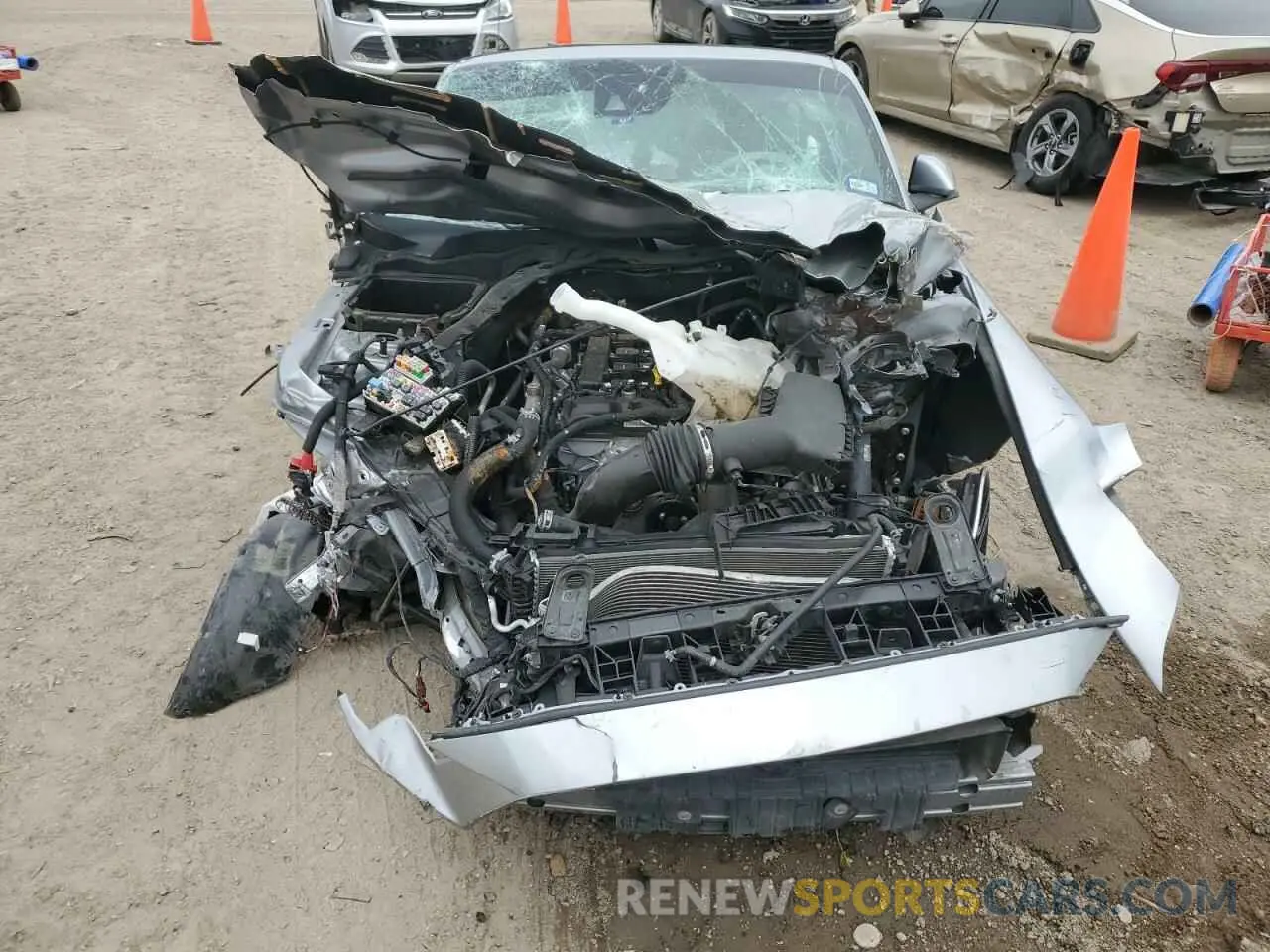 5 Photograph of a damaged car 1FATP8UH3M5122566 FORD ALL Models 2021