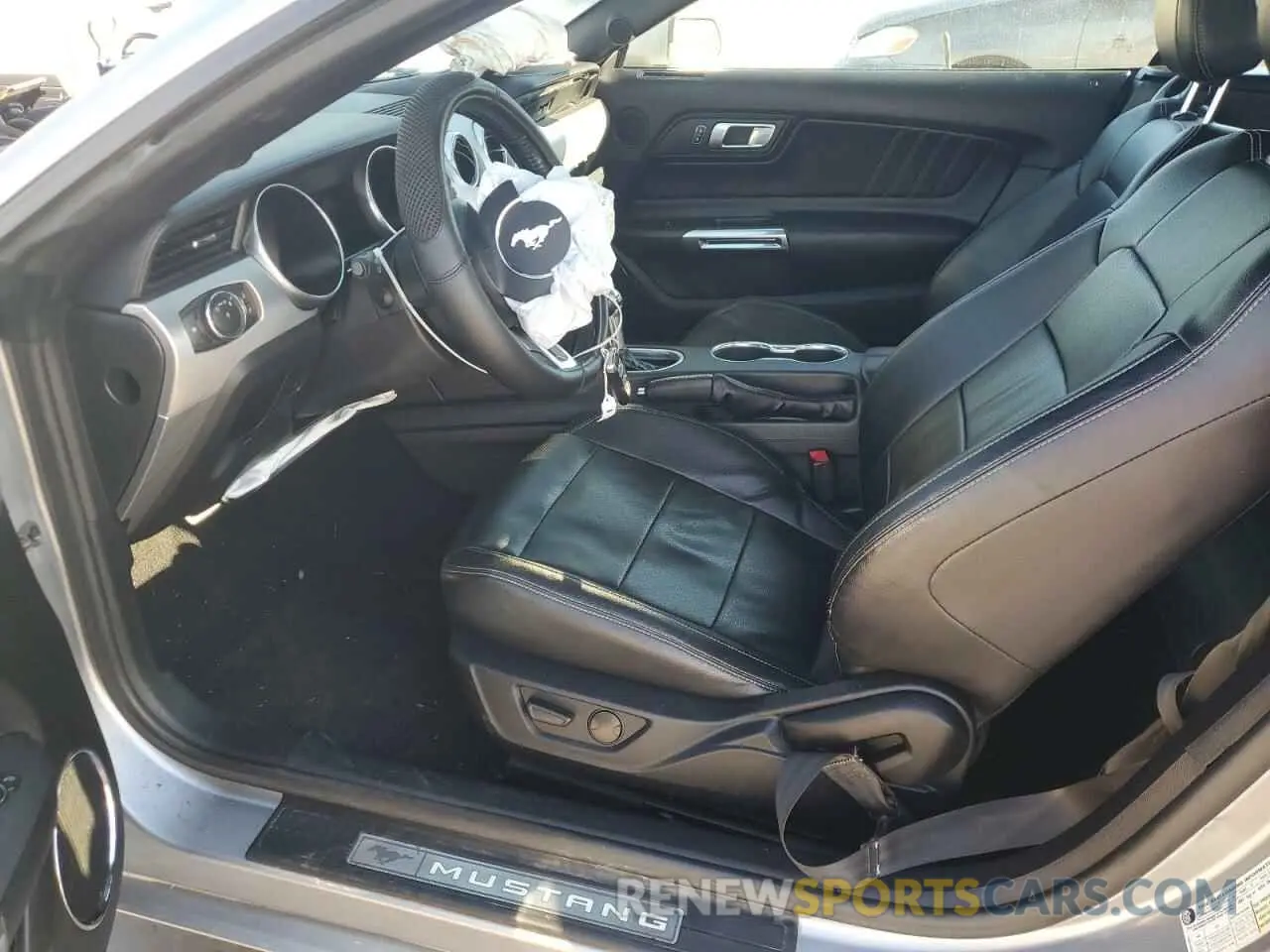 7 Photograph of a damaged car 1FATP8UH6M5122562 FORD ALL Models 2021